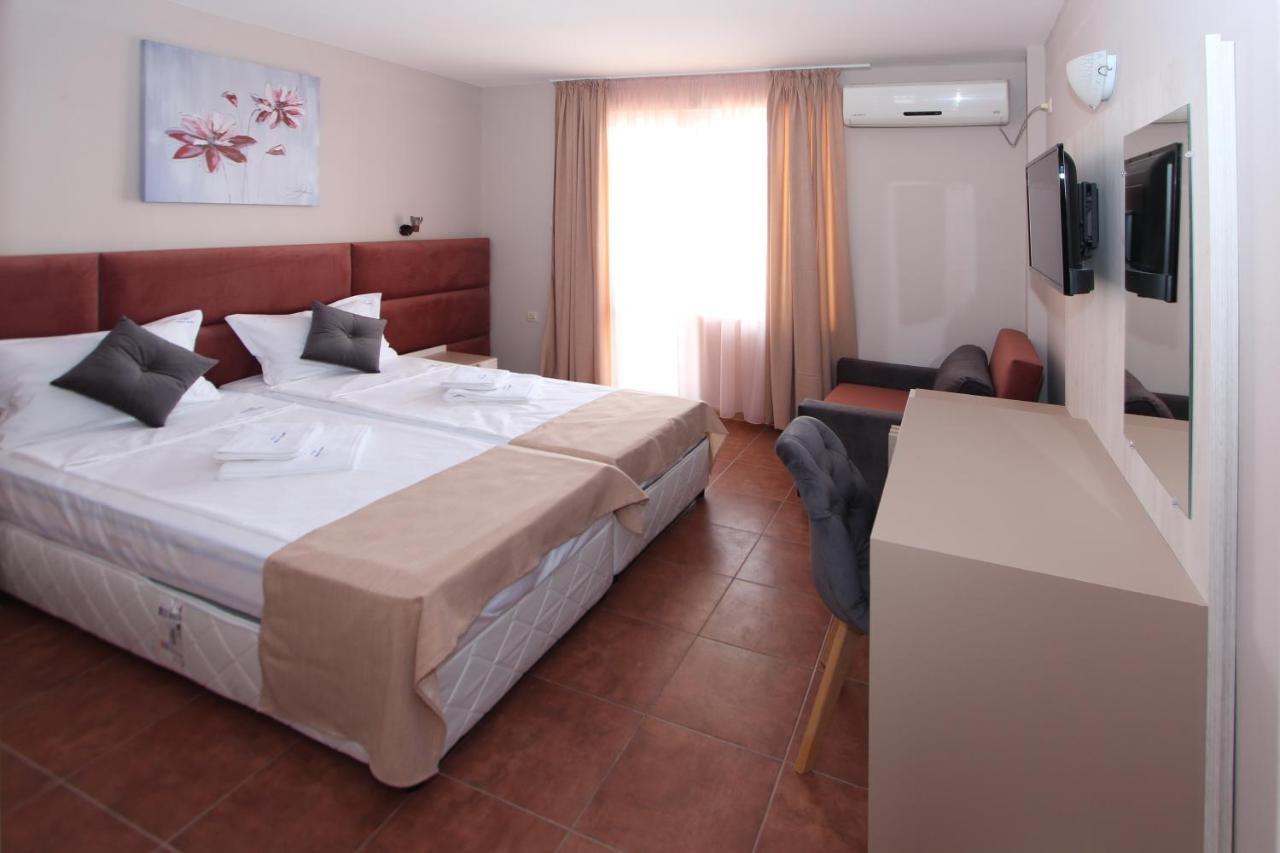 Hotel Perla Beach Sozopol Esterno foto