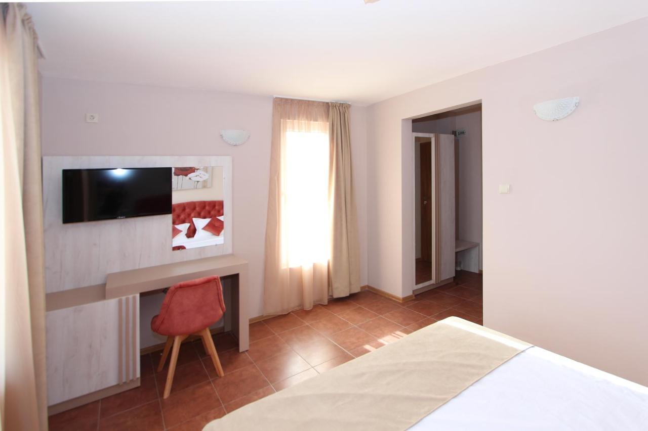 Hotel Perla Beach Sozopol Esterno foto