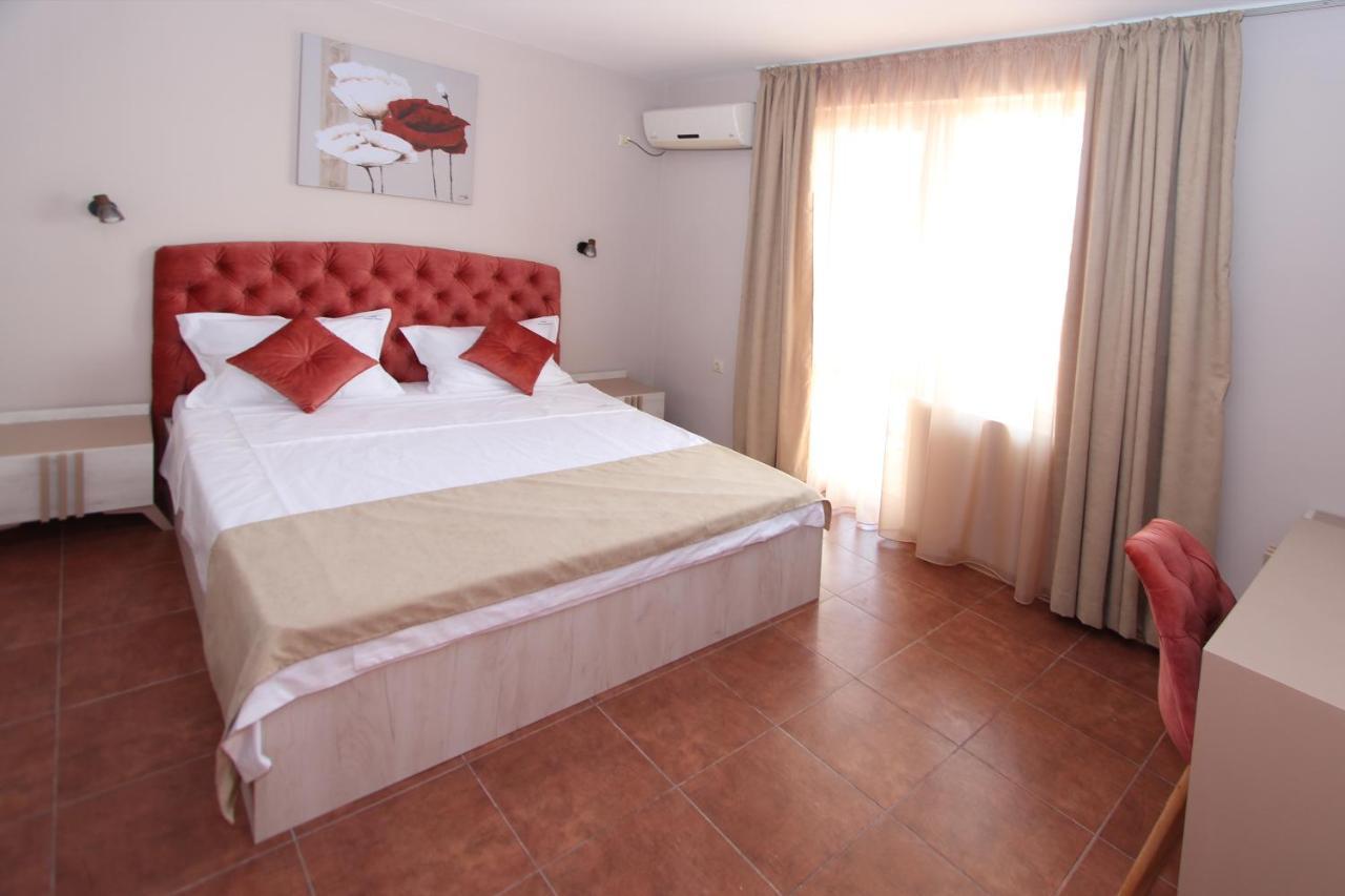 Hotel Perla Beach Sozopol Esterno foto