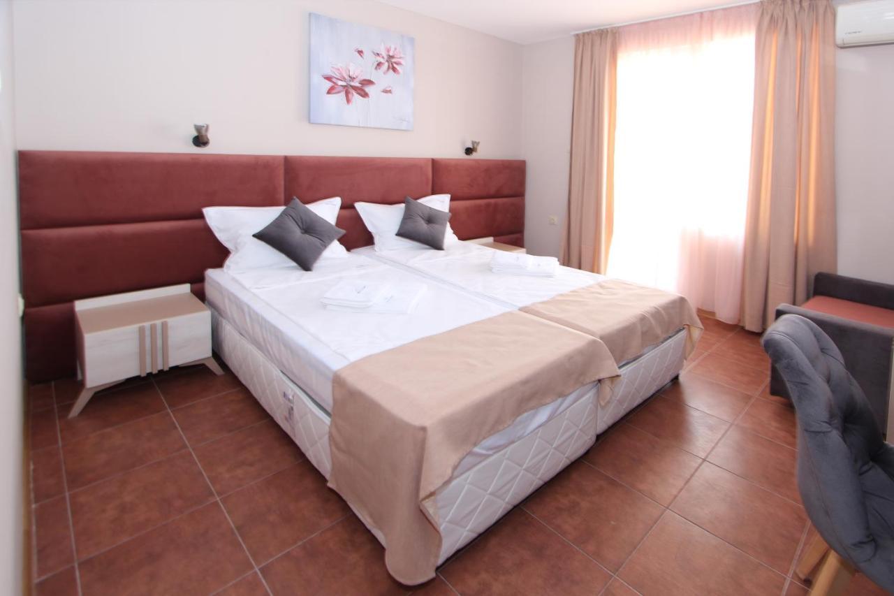 Hotel Perla Beach Sozopol Esterno foto