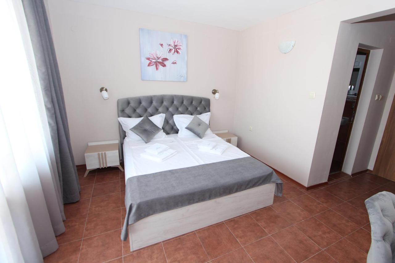 Hotel Perla Beach Sozopol Esterno foto