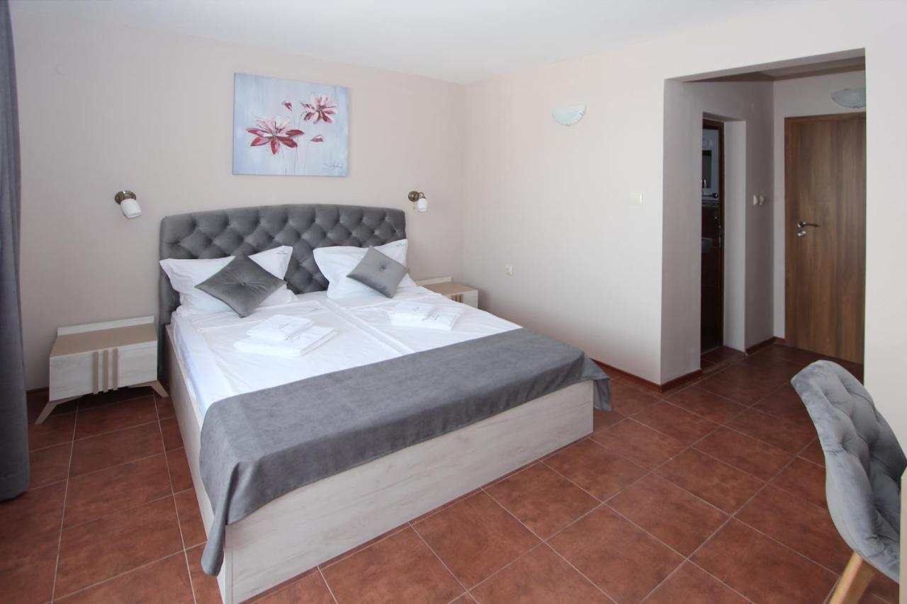 Hotel Perla Beach Sozopol Esterno foto