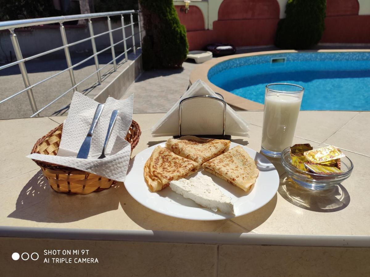 Hotel Perla Beach Sozopol Esterno foto